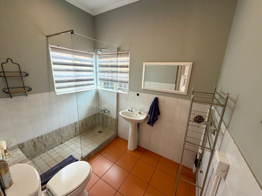 4 Bedroom Property for Sale in Wierda Park Gauteng