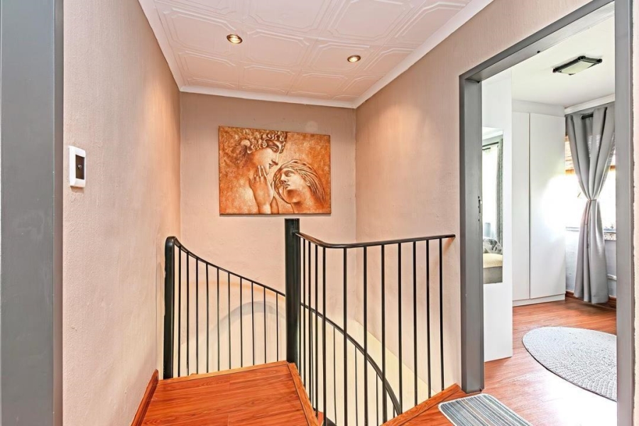 2 Bedroom Property for Sale in Lyndhurst Gauteng