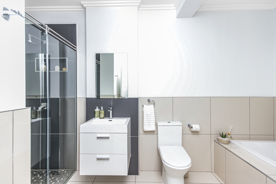 3 Bedroom Property for Sale in Lonehill Gauteng