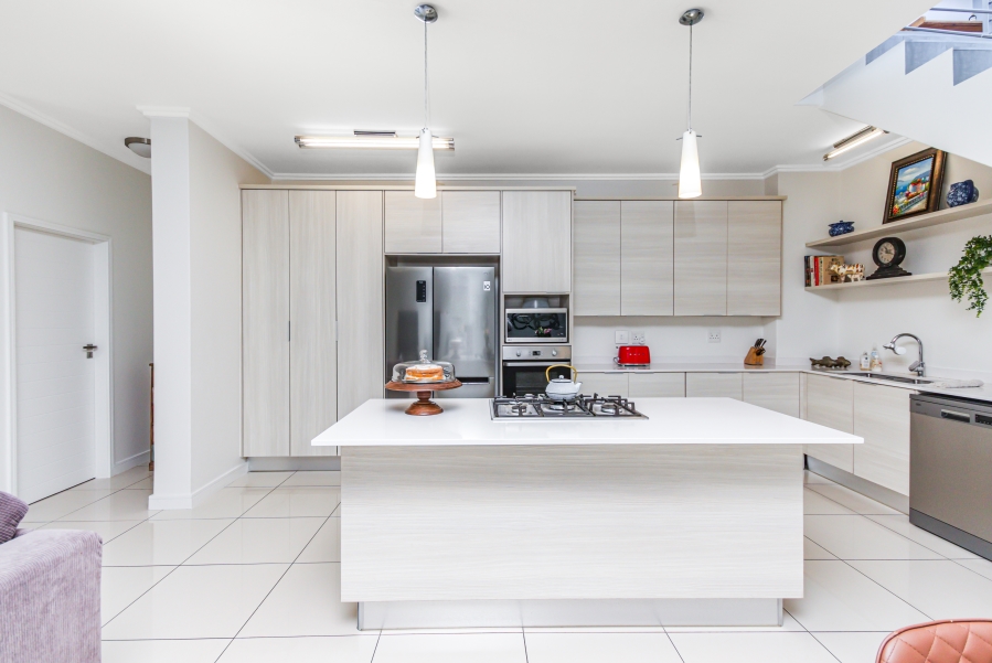 3 Bedroom Property for Sale in Lonehill Gauteng