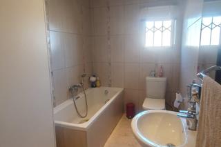 3 Bedroom Property for Sale in Buccleuch Gauteng