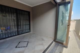 3 Bedroom Property for Sale in Buccleuch Gauteng