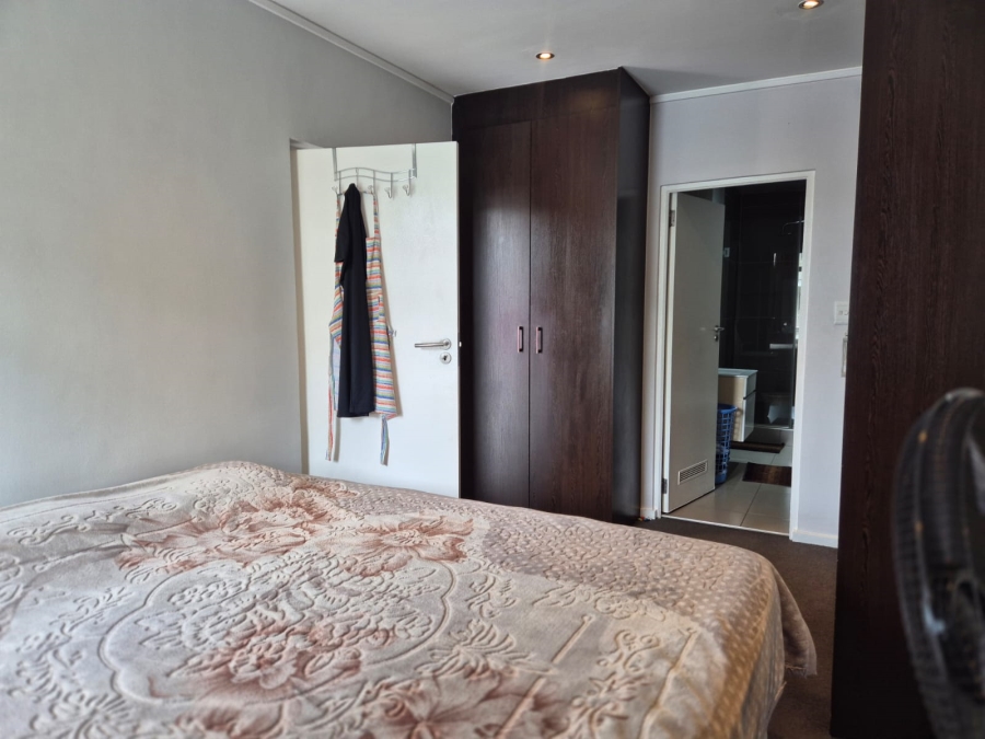 2 Bedroom Property for Sale in Rivonia Gauteng