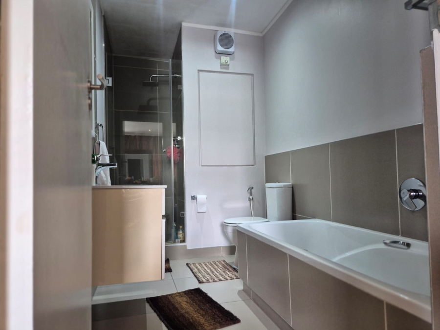 2 Bedroom Property for Sale in Rivonia Gauteng