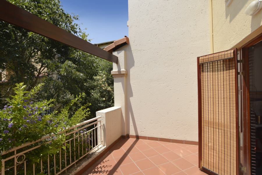 2 Bedroom Property for Sale in Sunninghill Gauteng