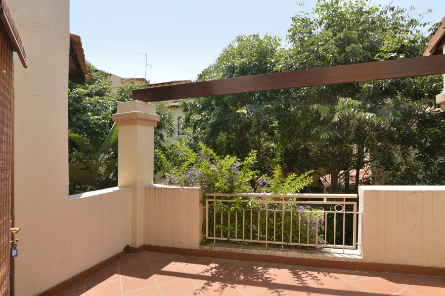 2 Bedroom Property for Sale in Sunninghill Gauteng
