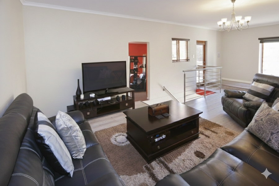 2 Bedroom Property for Sale in Sunninghill Gauteng