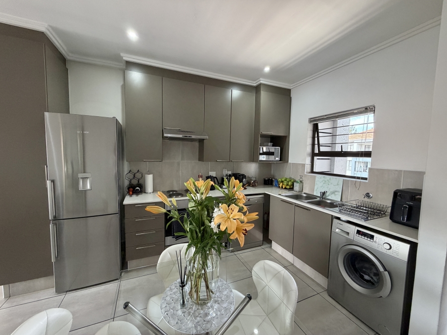 2 Bedroom Property for Sale in Barbeque Downs Gauteng