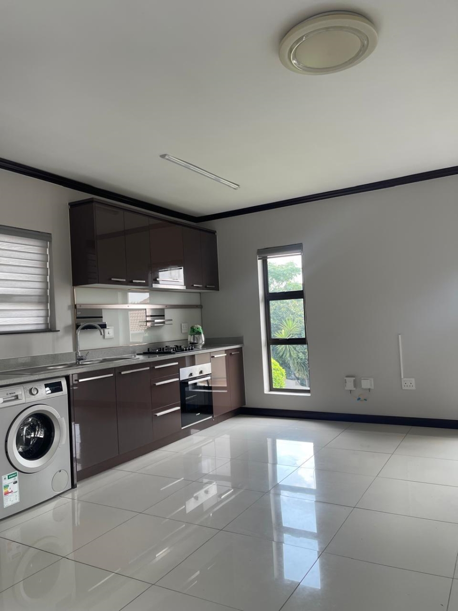 To Let 1 Bedroom Property for Rent in Fourways Gauteng