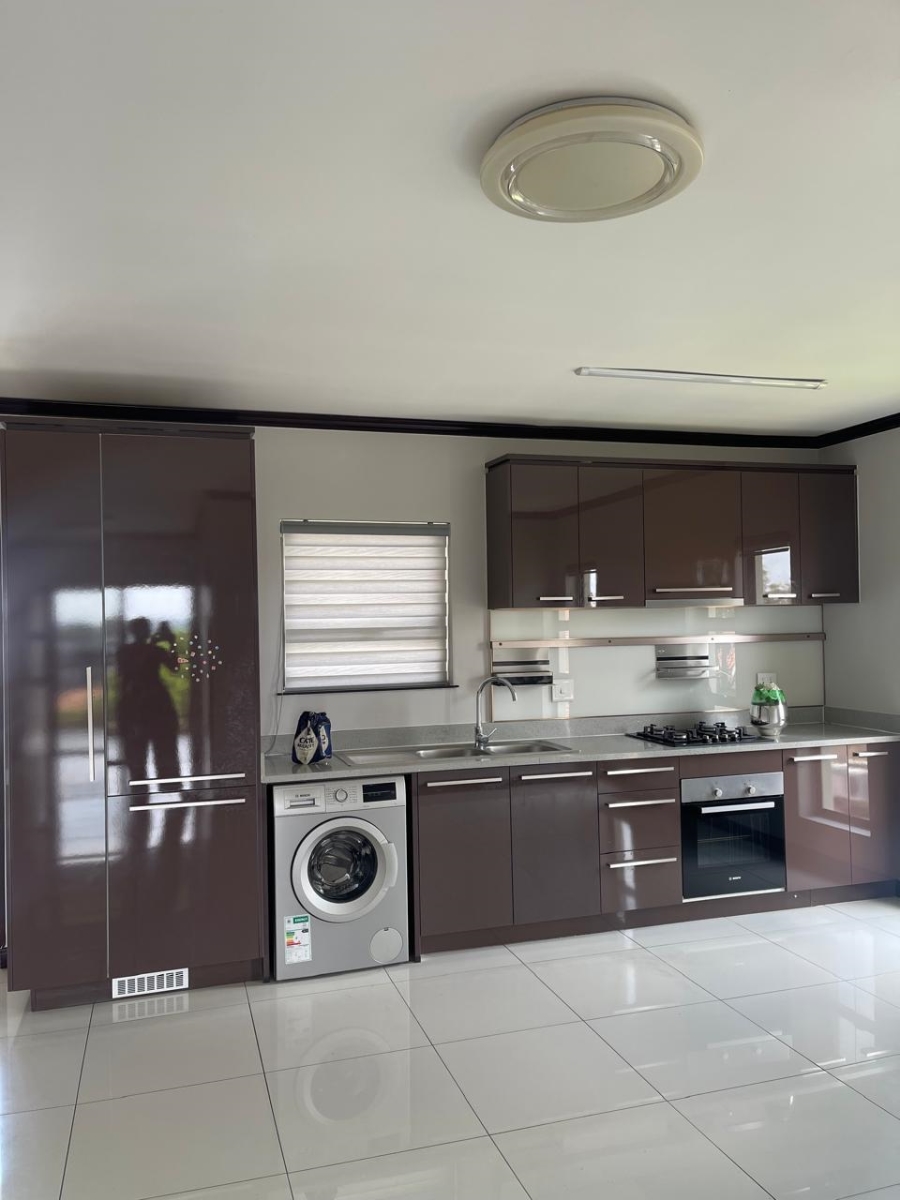 To Let 1 Bedroom Property for Rent in Fourways Gauteng