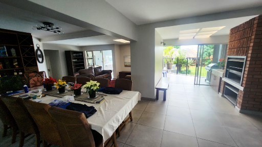 5 Bedroom Property for Sale in Eldoraigne Gauteng