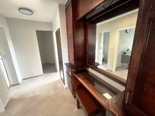 5 Bedroom Property for Sale in Eldoraigne Gauteng