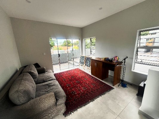 5 Bedroom Property for Sale in Eldoraigne Gauteng