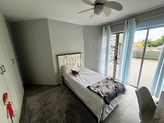 5 Bedroom Property for Sale in Eldoraigne Gauteng