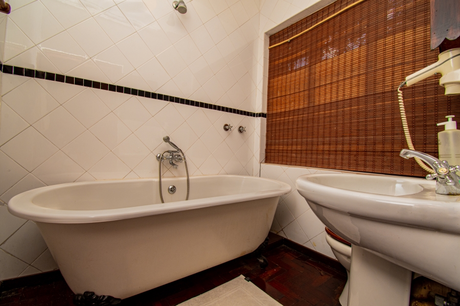 4 Bedroom Property for Sale in Muckleneuk Gauteng