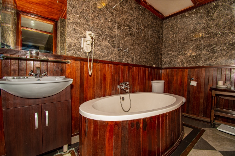 4 Bedroom Property for Sale in Muckleneuk Gauteng