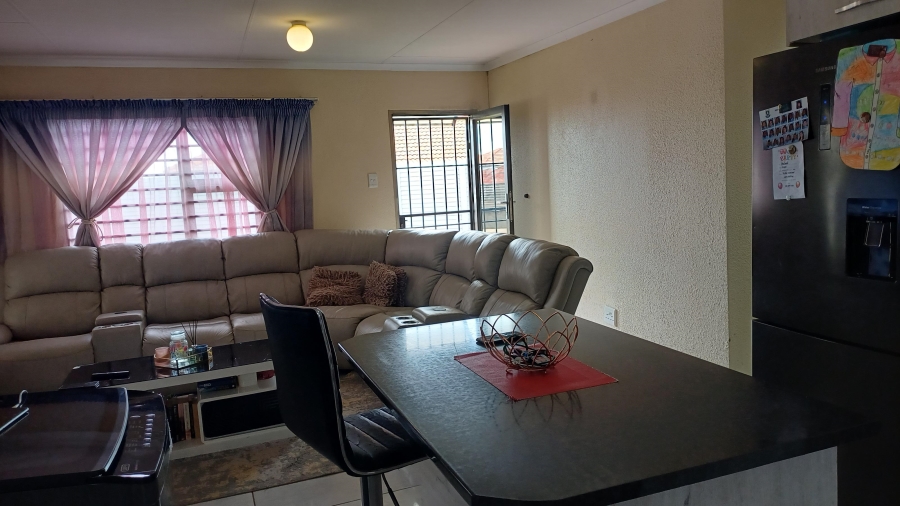 3 Bedroom Property for Sale in Sky City Gauteng