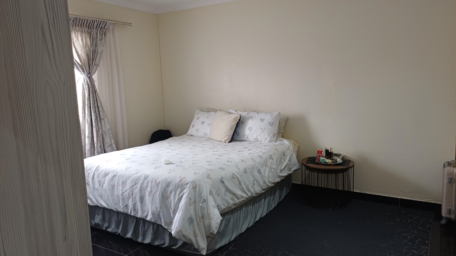 3 Bedroom Property for Sale in Sky City Gauteng