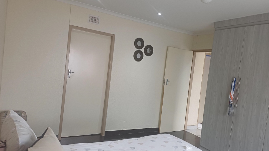 3 Bedroom Property for Sale in Sky City Gauteng