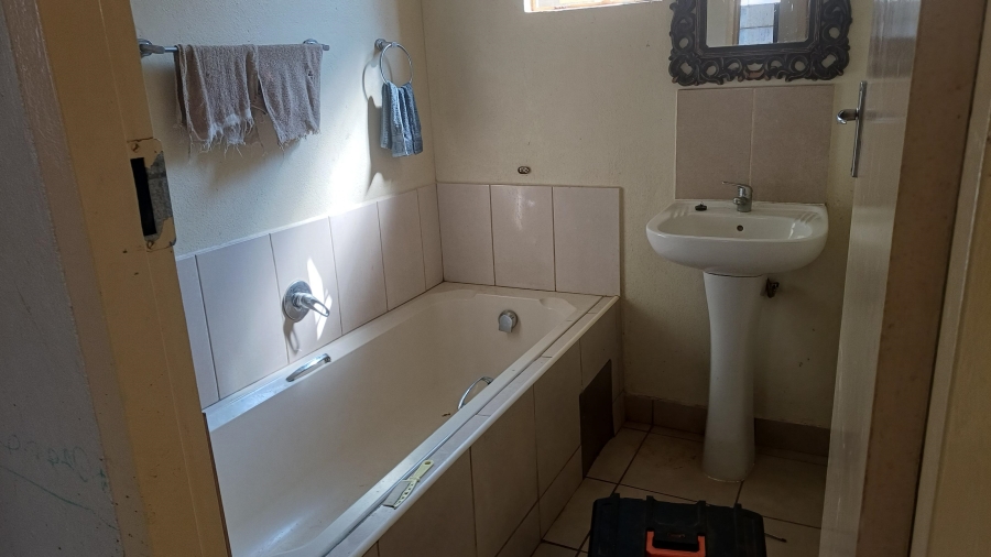 2 Bedroom Property for Sale in Sky City Gauteng