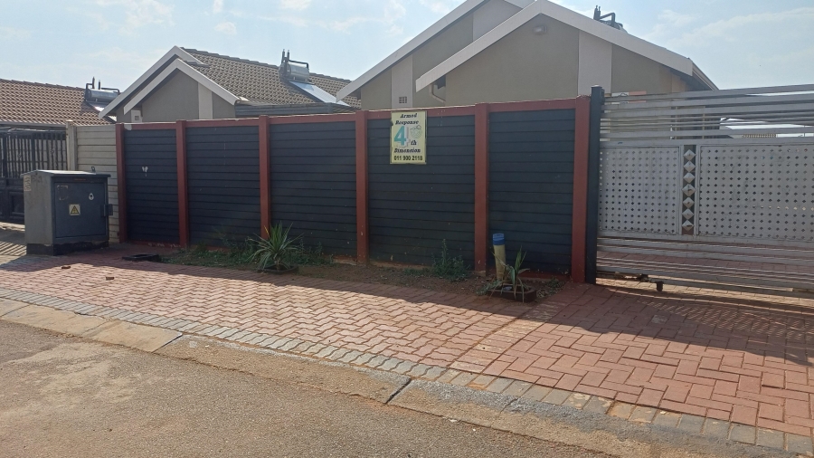 2 Bedroom Property for Sale in Sky City Gauteng