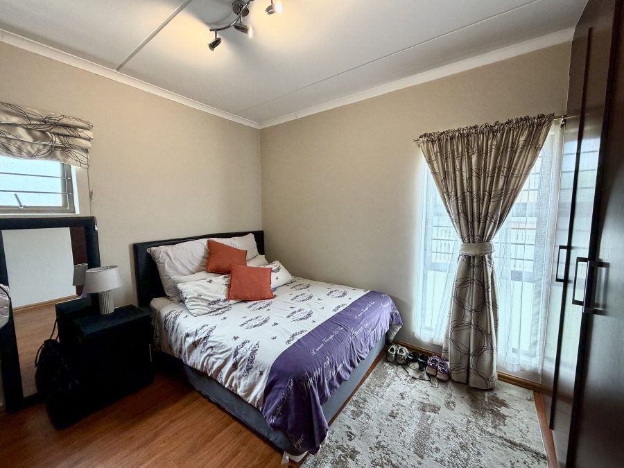 2 Bedroom Property for Sale in Barbeque Downs Gauteng