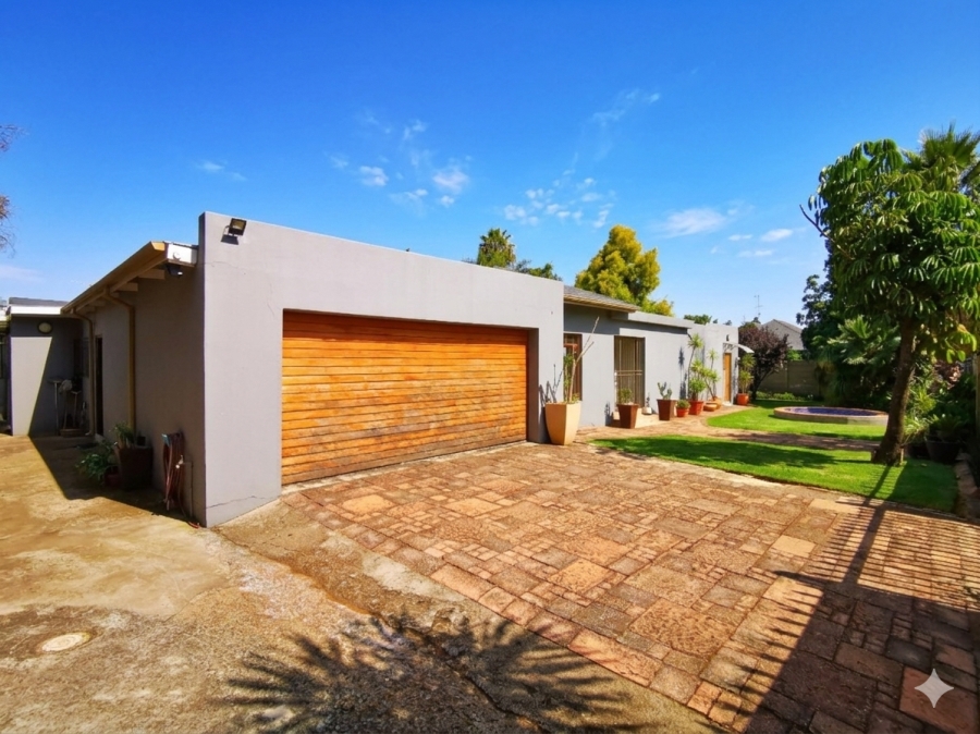 3 Bedroom Property for Sale in Sydenham Gauteng