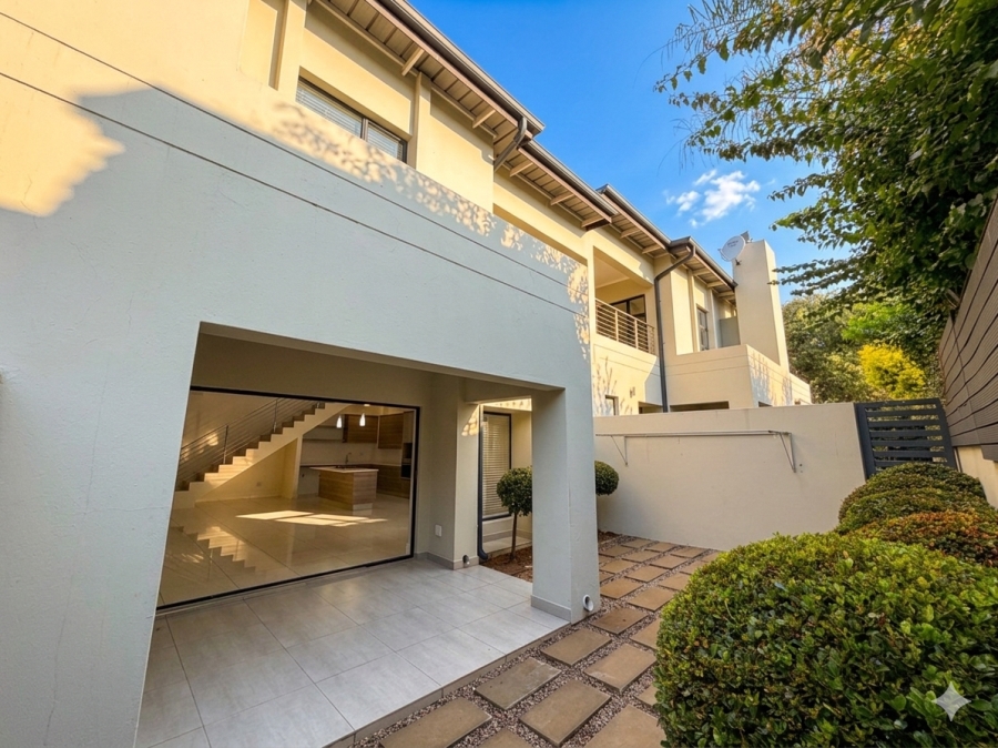 3 Bedroom Property for Sale in Lonehill Gauteng