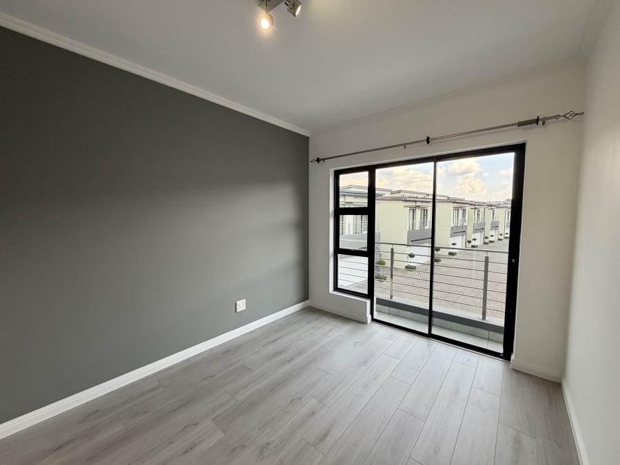 3 Bedroom Property for Sale in Lonehill Gauteng