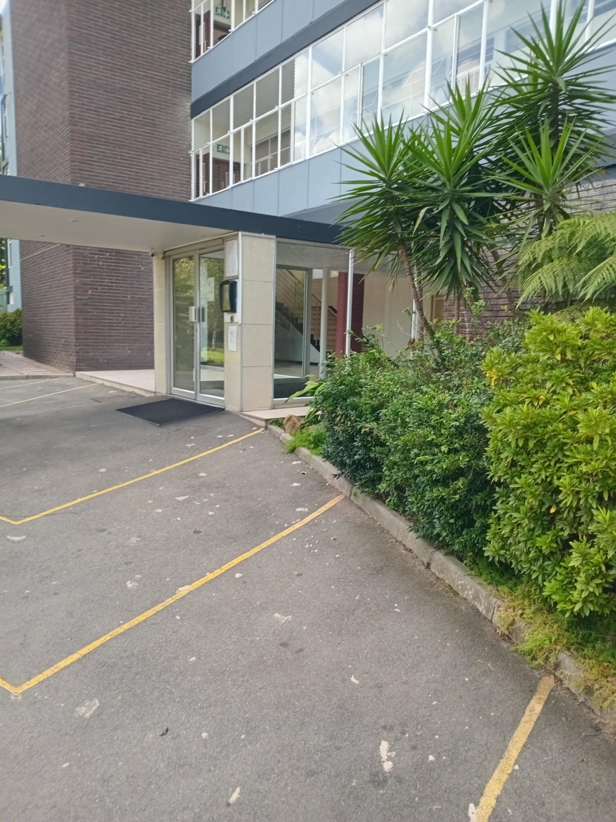 To Let 1 Bedroom Property for Rent in Kentview Gauteng