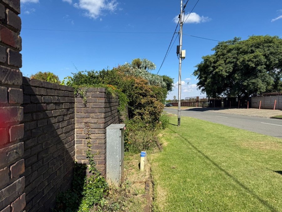 4 Bedroom Property for Sale in Horison Gauteng