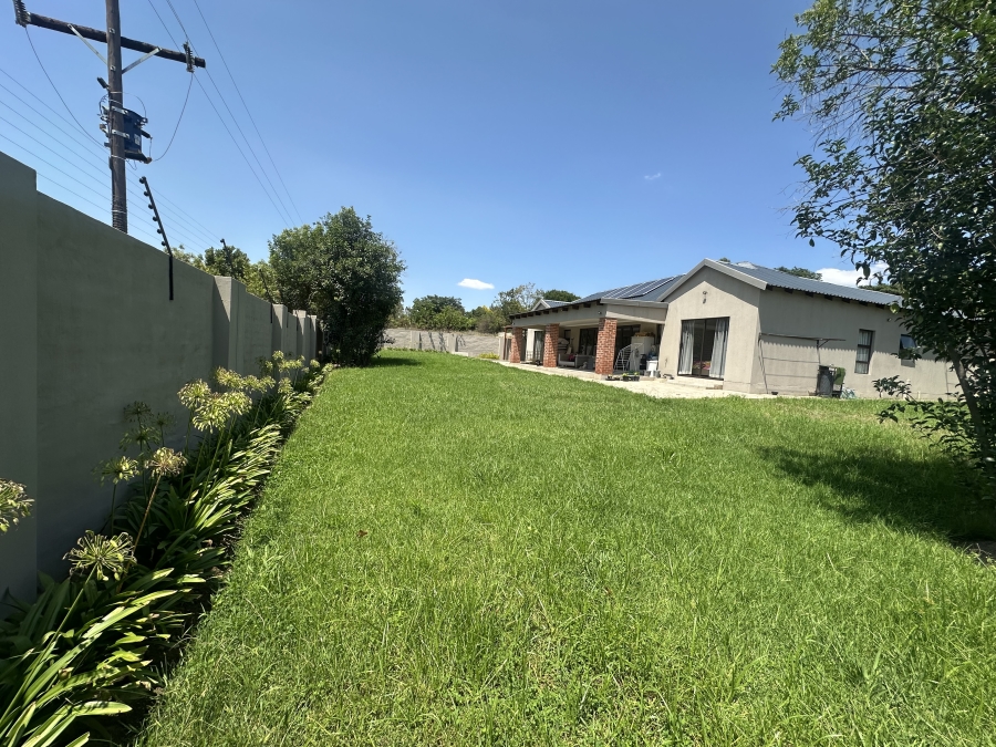 To Let 3 Bedroom Property for Rent in Chartwell Gauteng