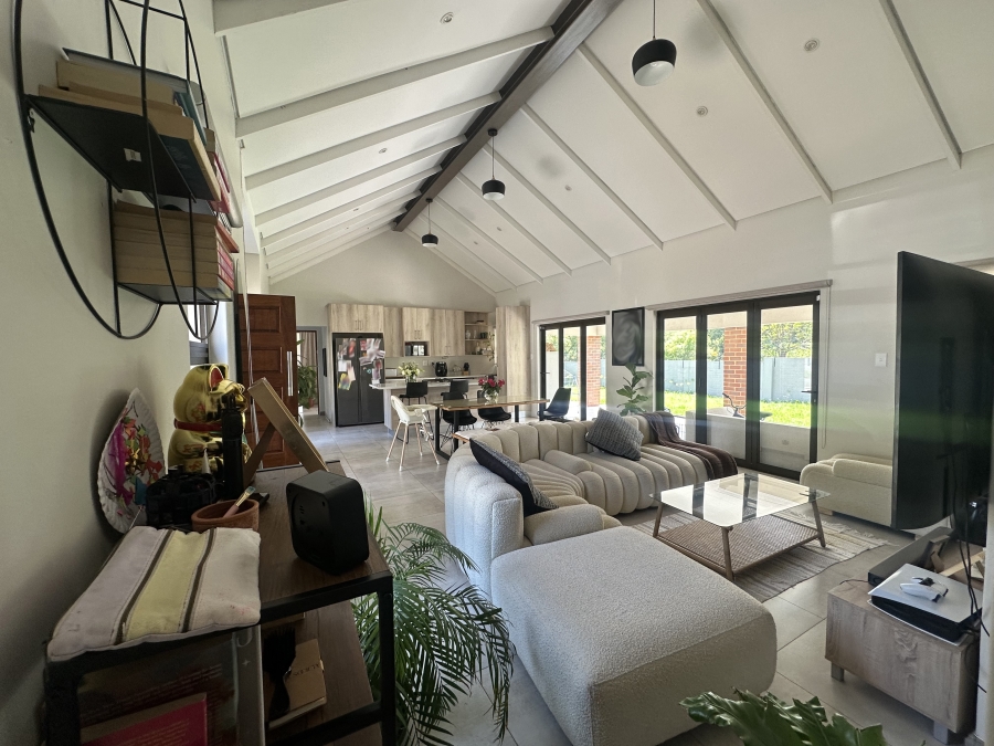 To Let 3 Bedroom Property for Rent in Chartwell Gauteng