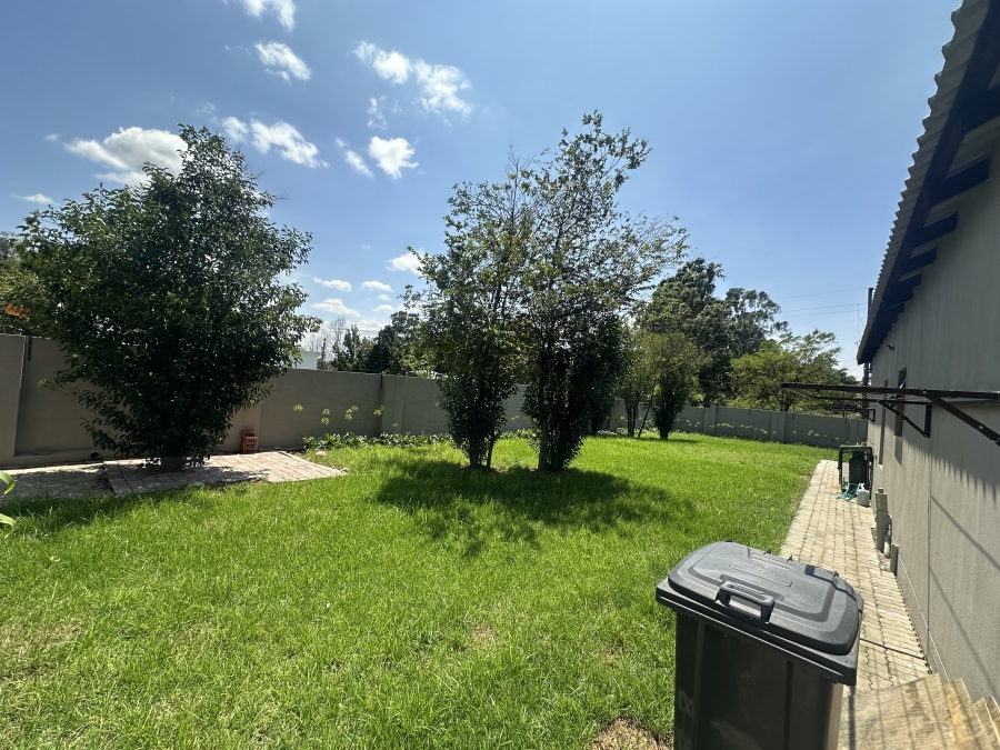 To Let 3 Bedroom Property for Rent in Chartwell Gauteng