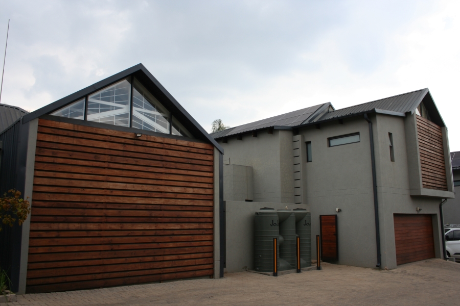 15 Bedroom Property for Sale in Ashlea Gardens Gauteng