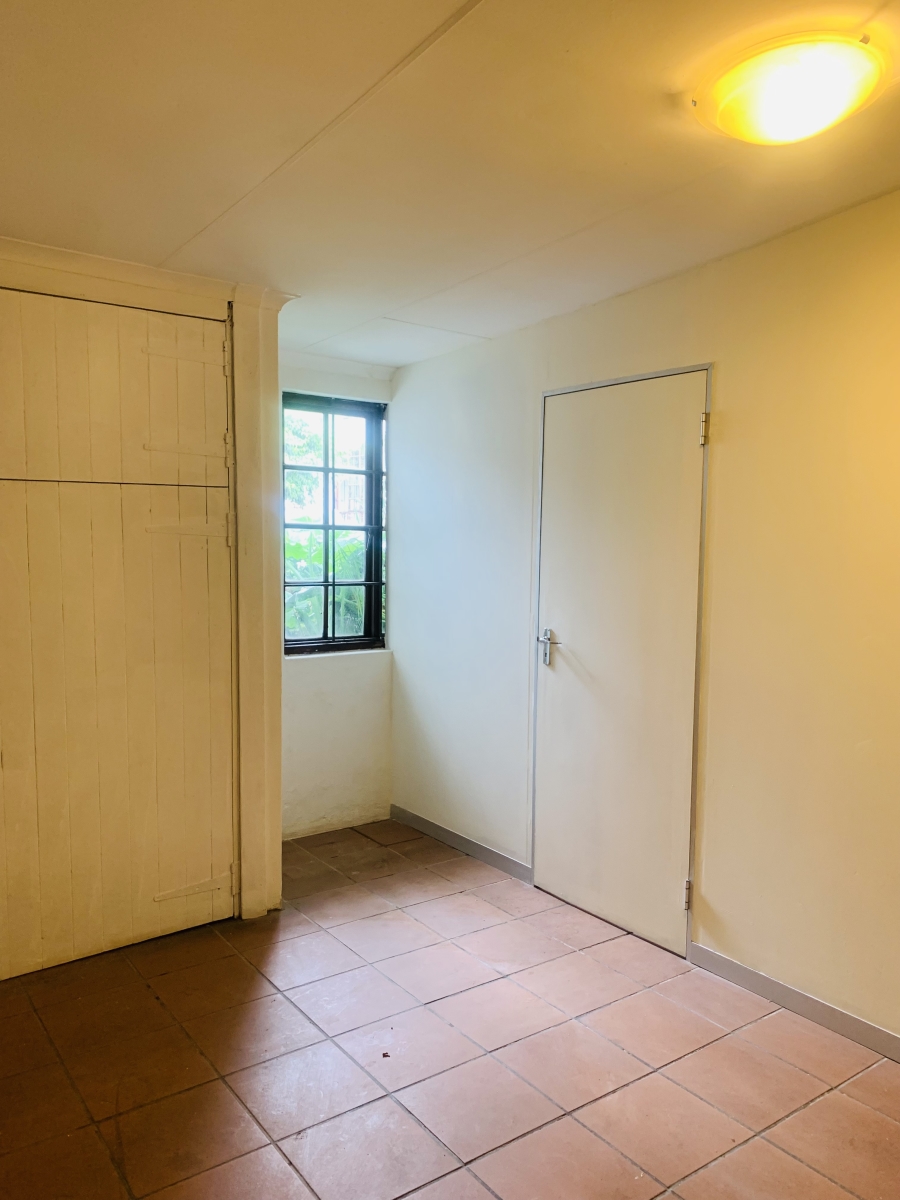 To Let 1 Bedroom Property for Rent in Kensington Gauteng