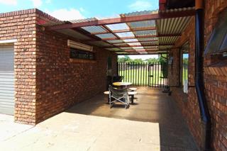 3 Bedroom Property for Sale in Karenpark Gauteng