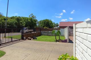 3 Bedroom Property for Sale in Karenpark Gauteng
