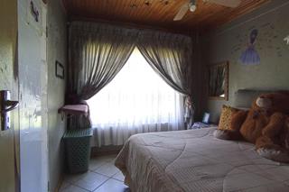 3 Bedroom Property for Sale in Karenpark Gauteng