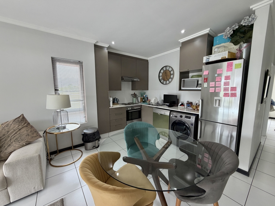 1 Bedroom Property for Sale in Barbeque Downs Gauteng