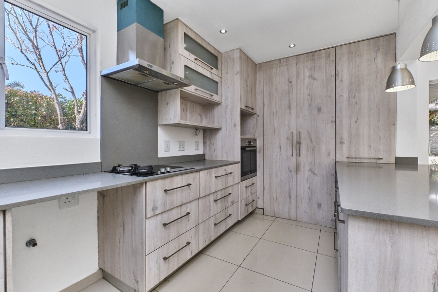 3 Bedroom Property for Sale in Barbeque Downs Gauteng