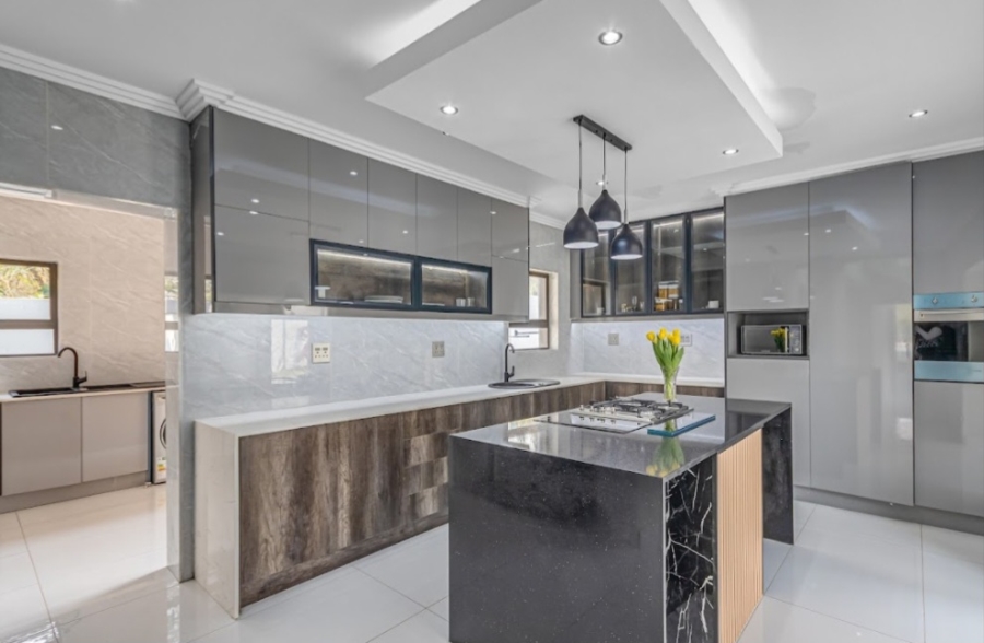 4 Bedroom Property for Sale in Bryanston Gauteng