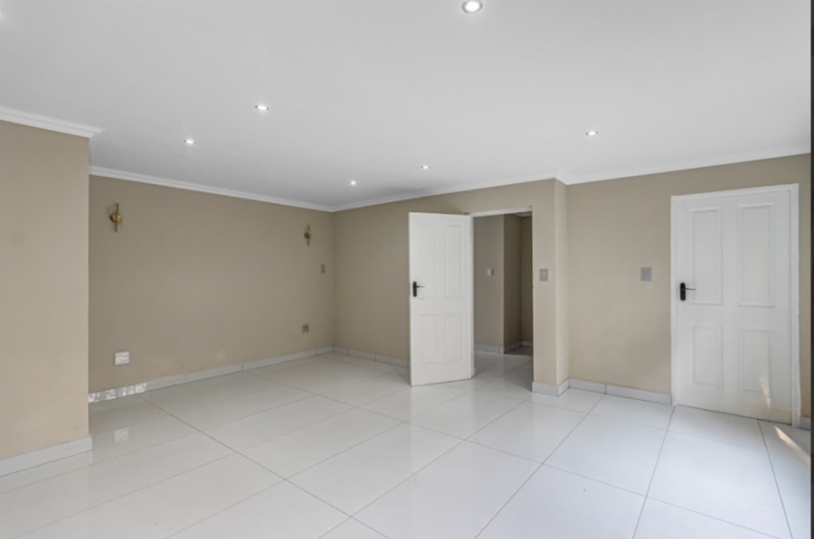 4 Bedroom Property for Sale in Bryanston Gauteng