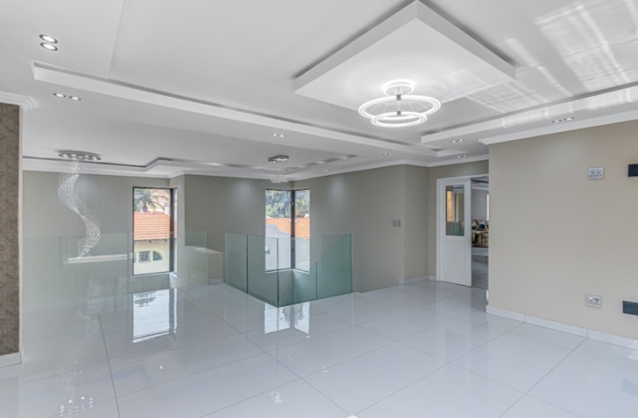 4 Bedroom Property for Sale in Bryanston Gauteng