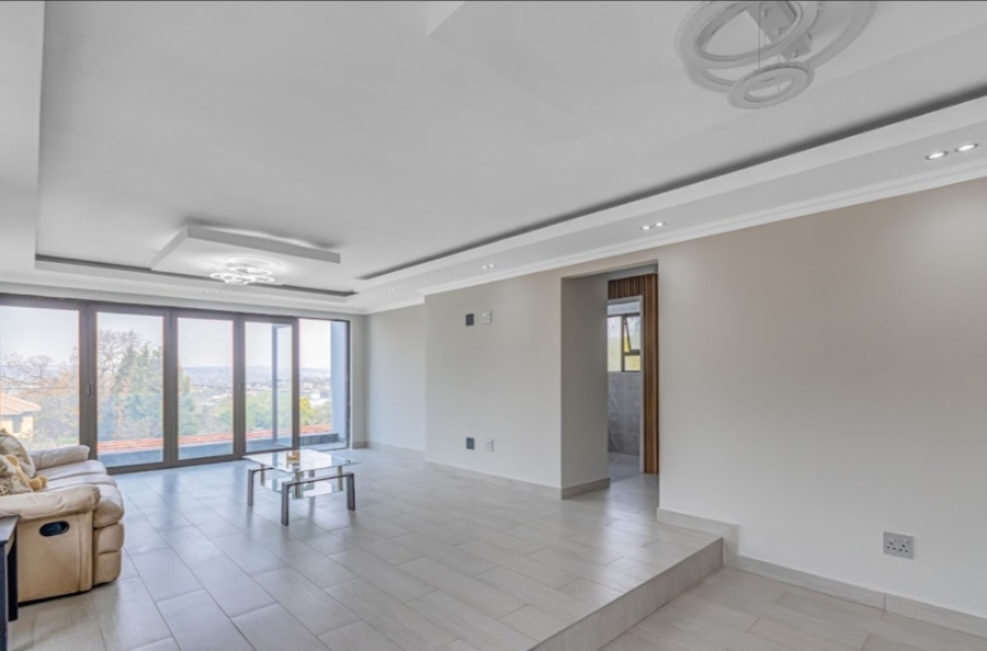 4 Bedroom Property for Sale in Bryanston Gauteng