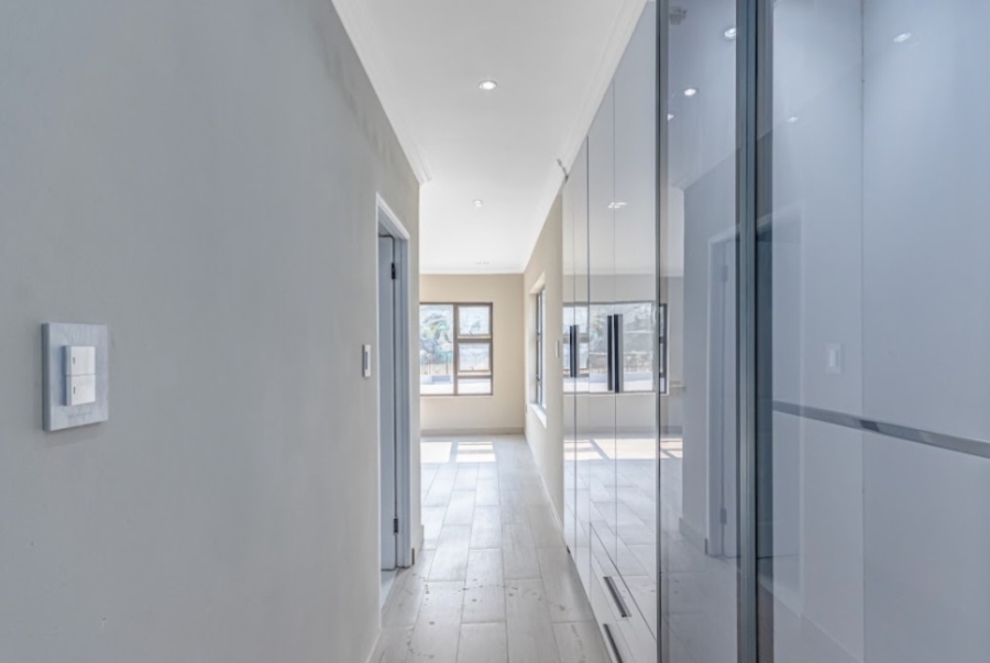 4 Bedroom Property for Sale in Bryanston Gauteng