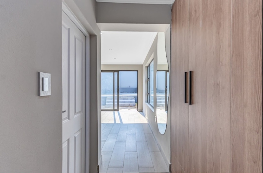 4 Bedroom Property for Sale in Bryanston Gauteng