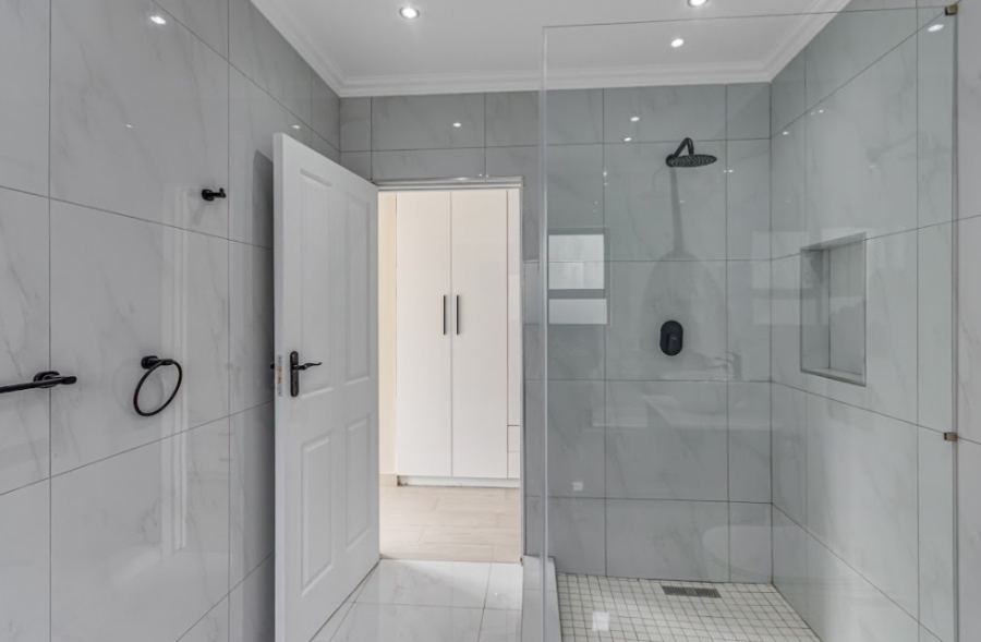 4 Bedroom Property for Sale in Bryanston Gauteng