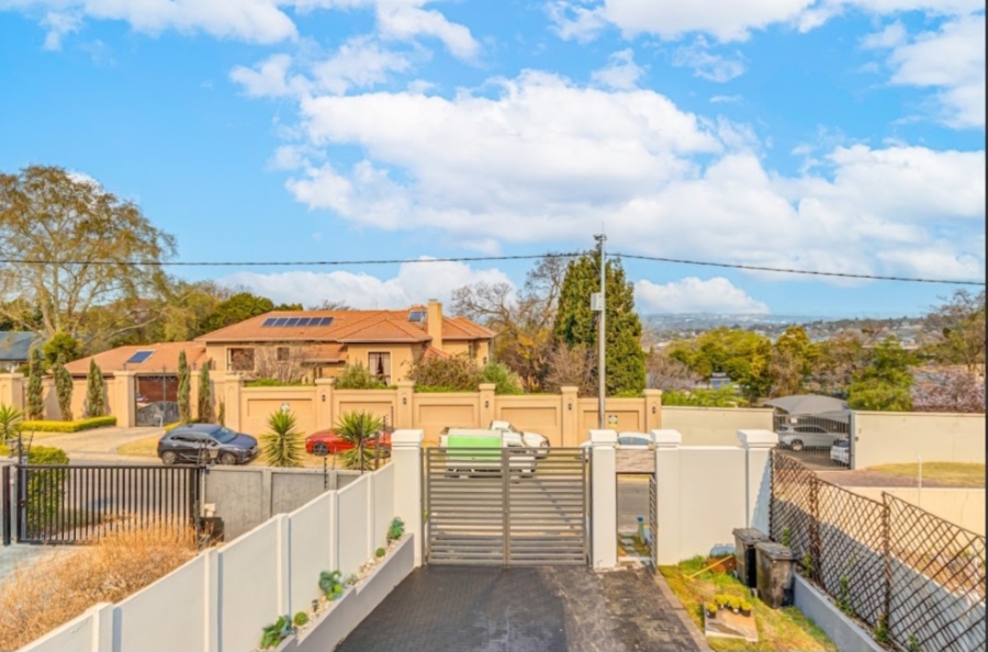 4 Bedroom Property for Sale in Bryanston Gauteng