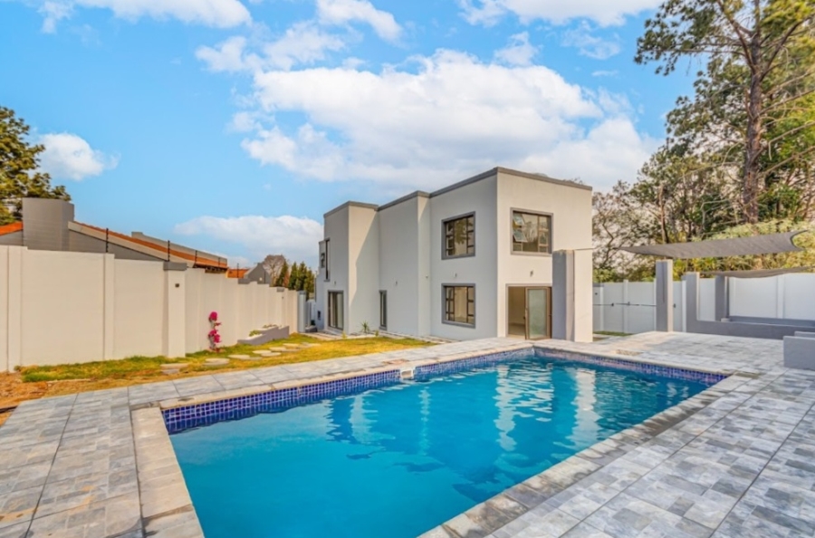 4 Bedroom Property for Sale in Bryanston Gauteng